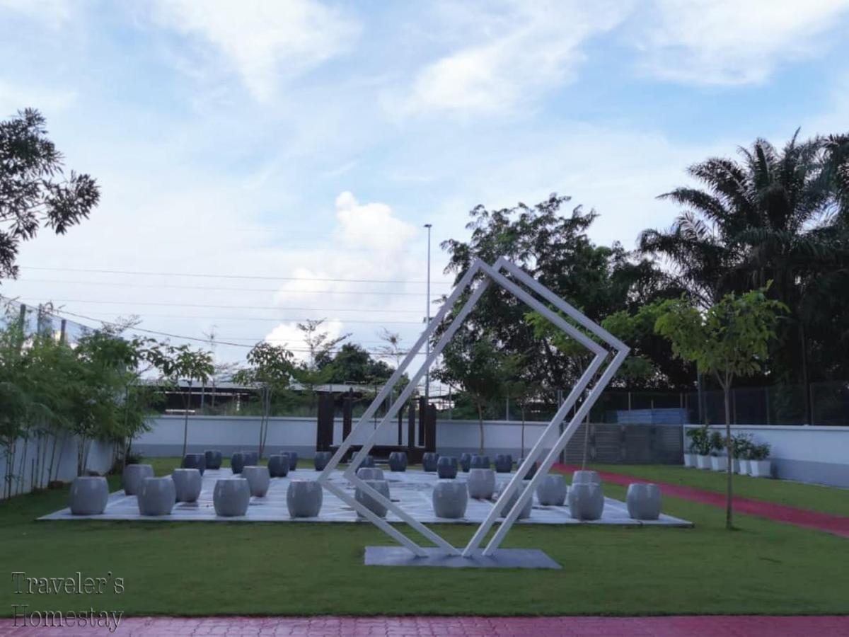 Traveler'S Homestay 旅人窝@ The Venus Sitiawan Kampong Lumut Kiri المظهر الخارجي الصورة