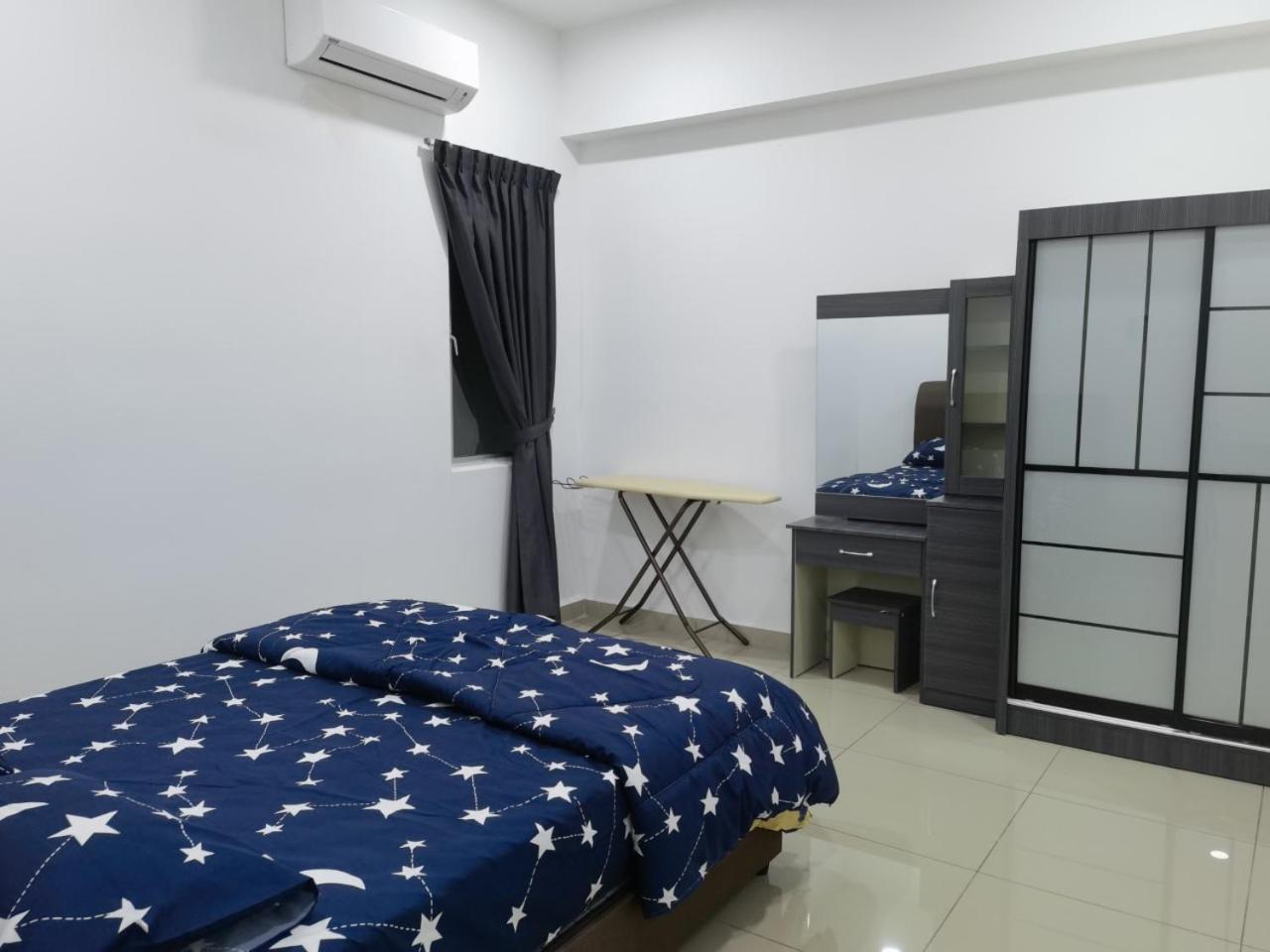 Traveler'S Homestay 旅人窝@ The Venus Sitiawan Kampong Lumut Kiri المظهر الخارجي الصورة