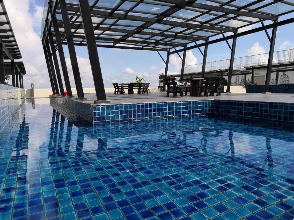 Traveler'S Homestay 旅人窝@ The Venus Sitiawan Kampong Lumut Kiri المظهر الخارجي الصورة